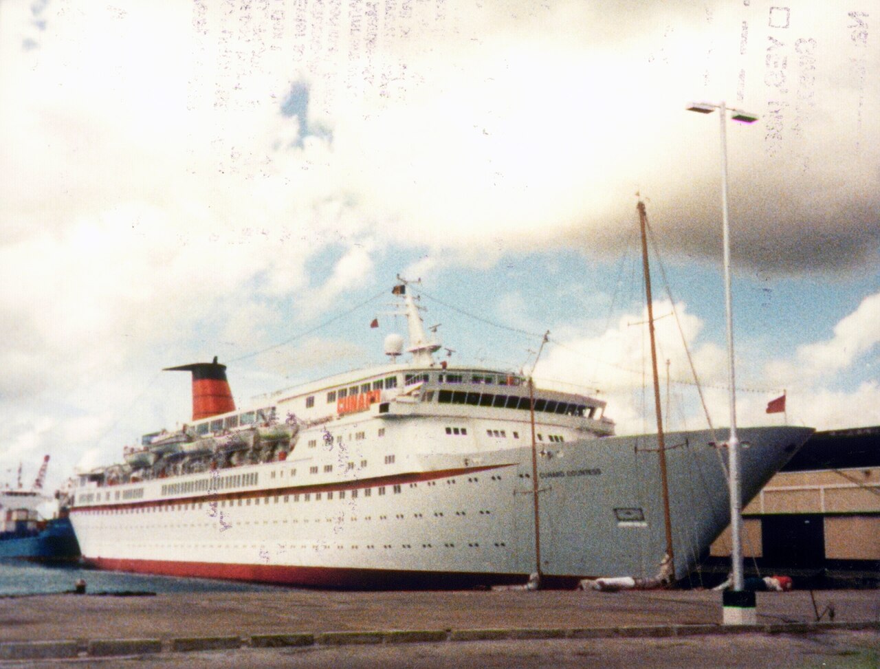 CunardCountess.jpg