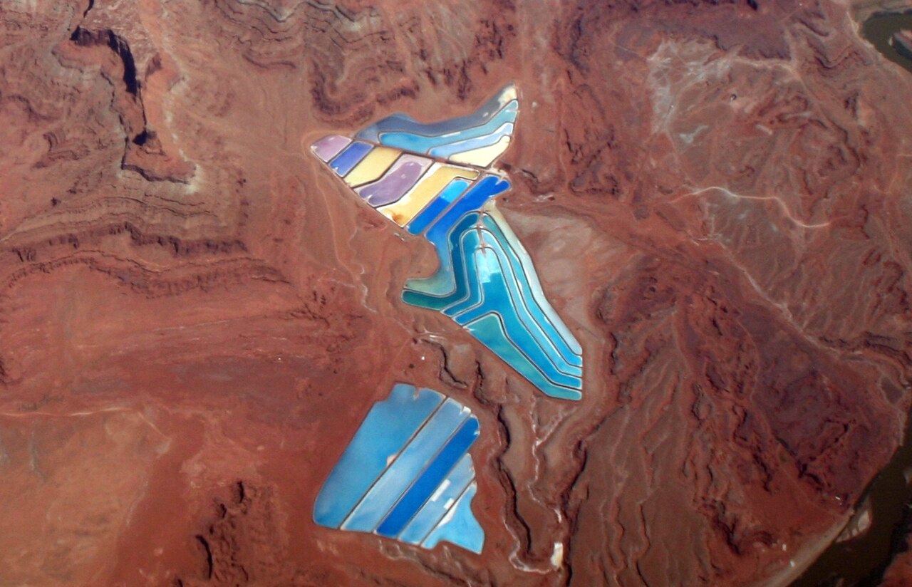 Potash evaporation ponds near Moab, Utah.jpg