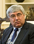 Pete Rouse (B.A. '68) Former Acting White House Chief of Staff