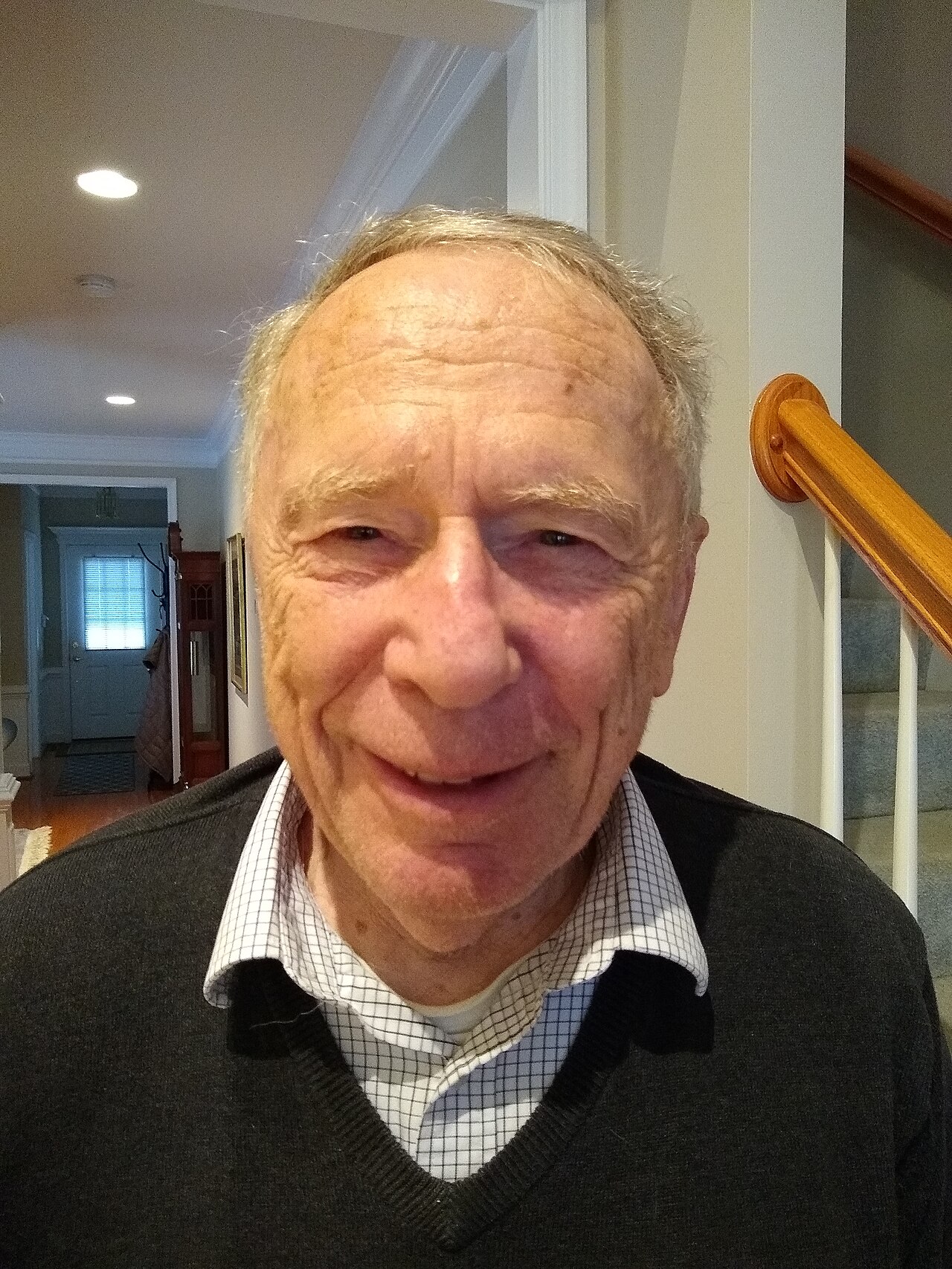 Robert Ehrlich (physicist).jpg