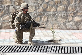 U.S. Army soldier with a Mk 48 Mod 1