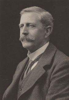 Capes in c1916
