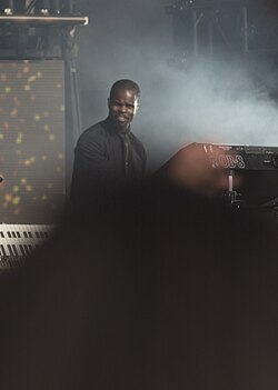 Strong performing with Usher (2015)