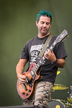 Rest performing with Lagwagon in 2015