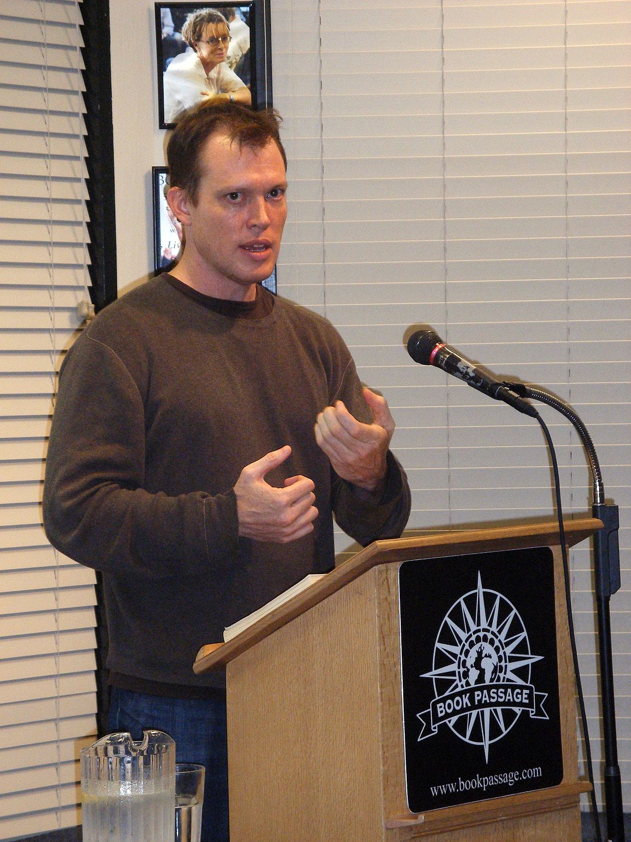 Rolf Potts at Book Passage in 2008.jpg