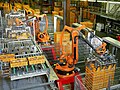 Robots palletizing food at a bakery