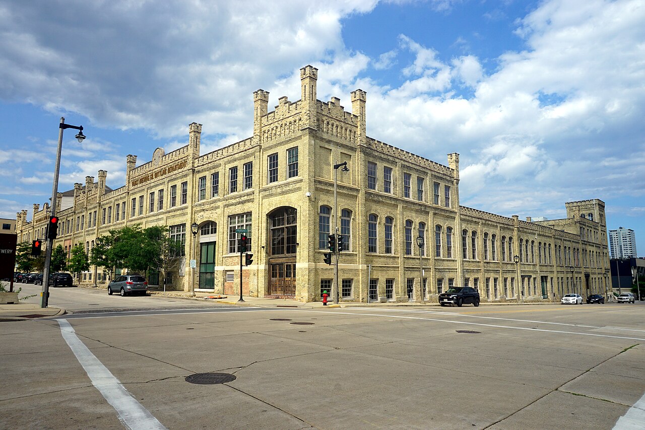 Milwaukee July 2023 083 (Pabst Brewing Company Bottling Department).jpg