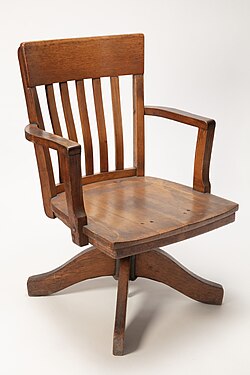 Desk chair with swivel and tilt mechanism made by the Conrades Manufacturing Company, Saint Louis, US