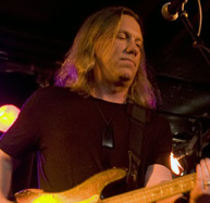 Ritchie performing in 2008