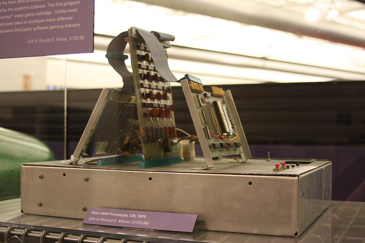 Atari 2600 Prototype at CHM.jpg