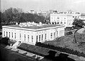 The expanded West Wing, c. 1910s, after President Taft's 1909 expansion covered most of the tennis court. Note the "bow" of the first Oval Office.