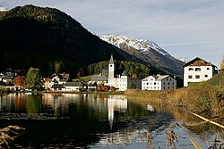 Lake Tarasp at dawn