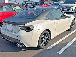 2015 Toyota 86 style Cb (rear view, with aftermarket rear lamps)