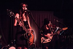 Azure Ray live in Los Angeles, California in 2019. Photo by Veronika Reinert.