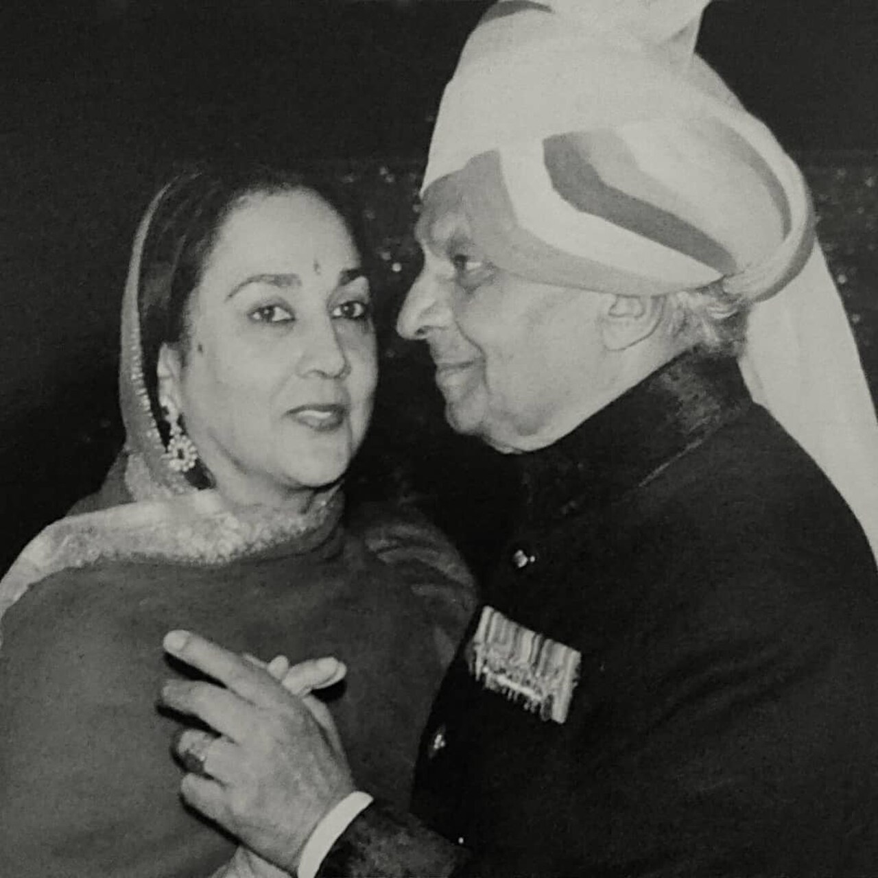 Their Highnesses the Maharaja and Maharani of Jaipur.jpg
