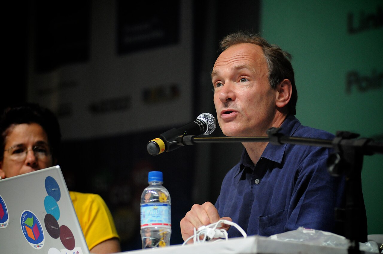 Tim Berners-Lee CP 2.jpg
