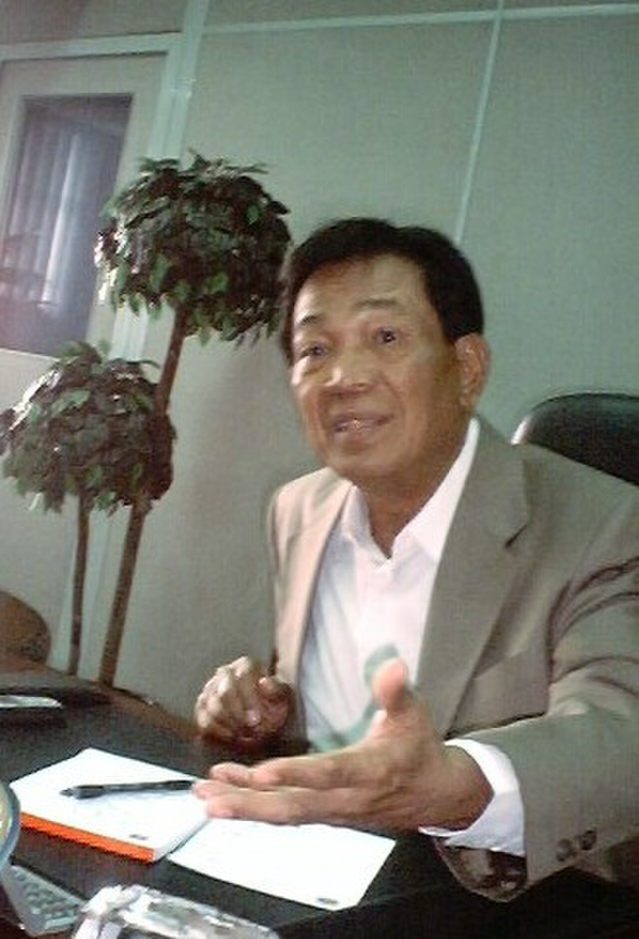 Benjamin Abalos-2-.jpg