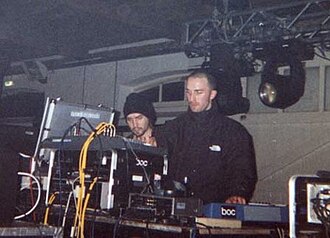 Mike Sandison and Marcus Eoin performing live