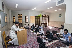 Teaching method in Qom