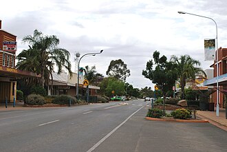 High street of Condobolin