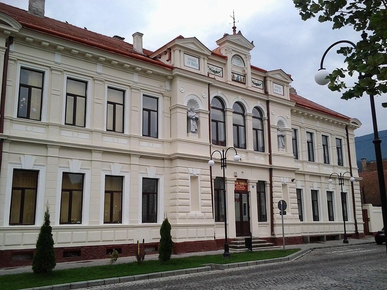 Alte Deutsche Schule2.jpg