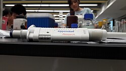 A 1,000 μL (1 mL) pipette, with the volume to be transferred indicated.