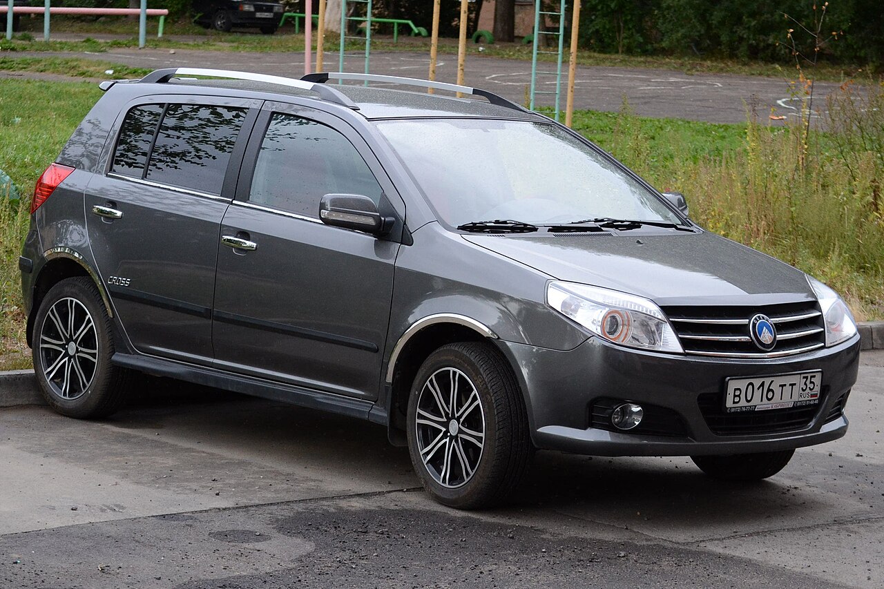 Geely MK Cross.JPG