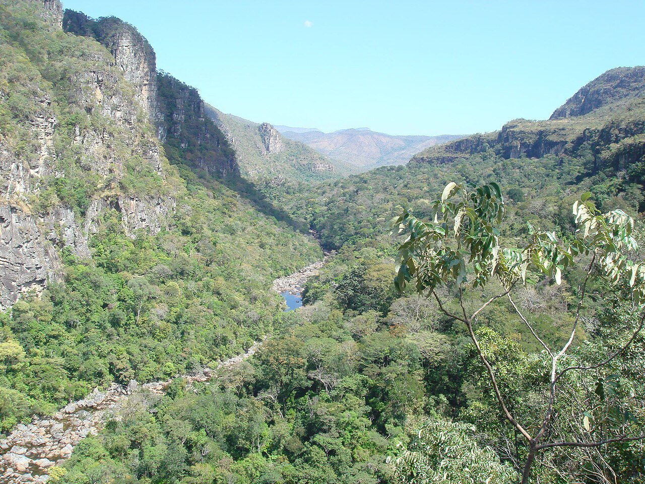 Rio em São Jorge.jpg