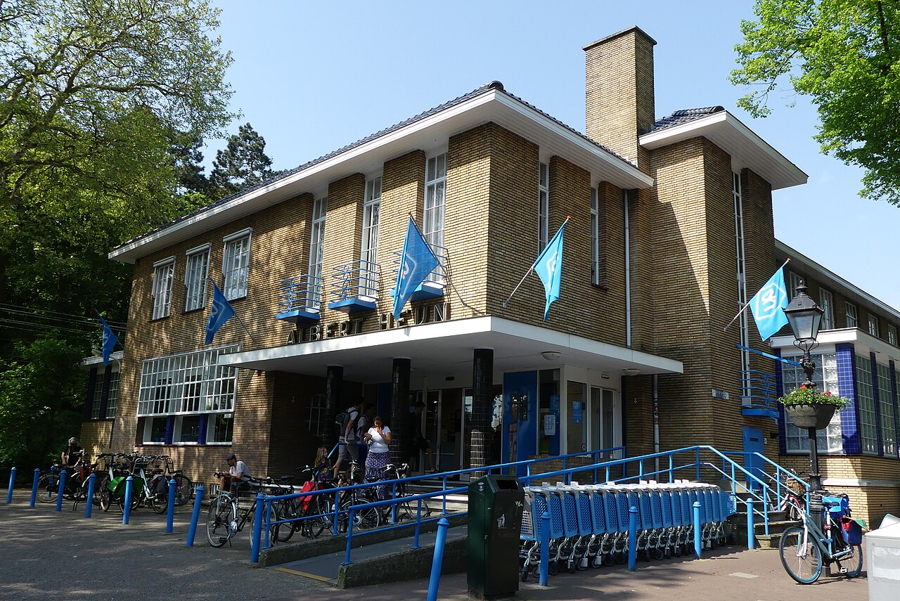 Albert Heijn Overveen P1140234.jpg