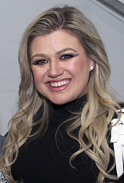 Kelly Clarkson (14–21, 23, 29–present)