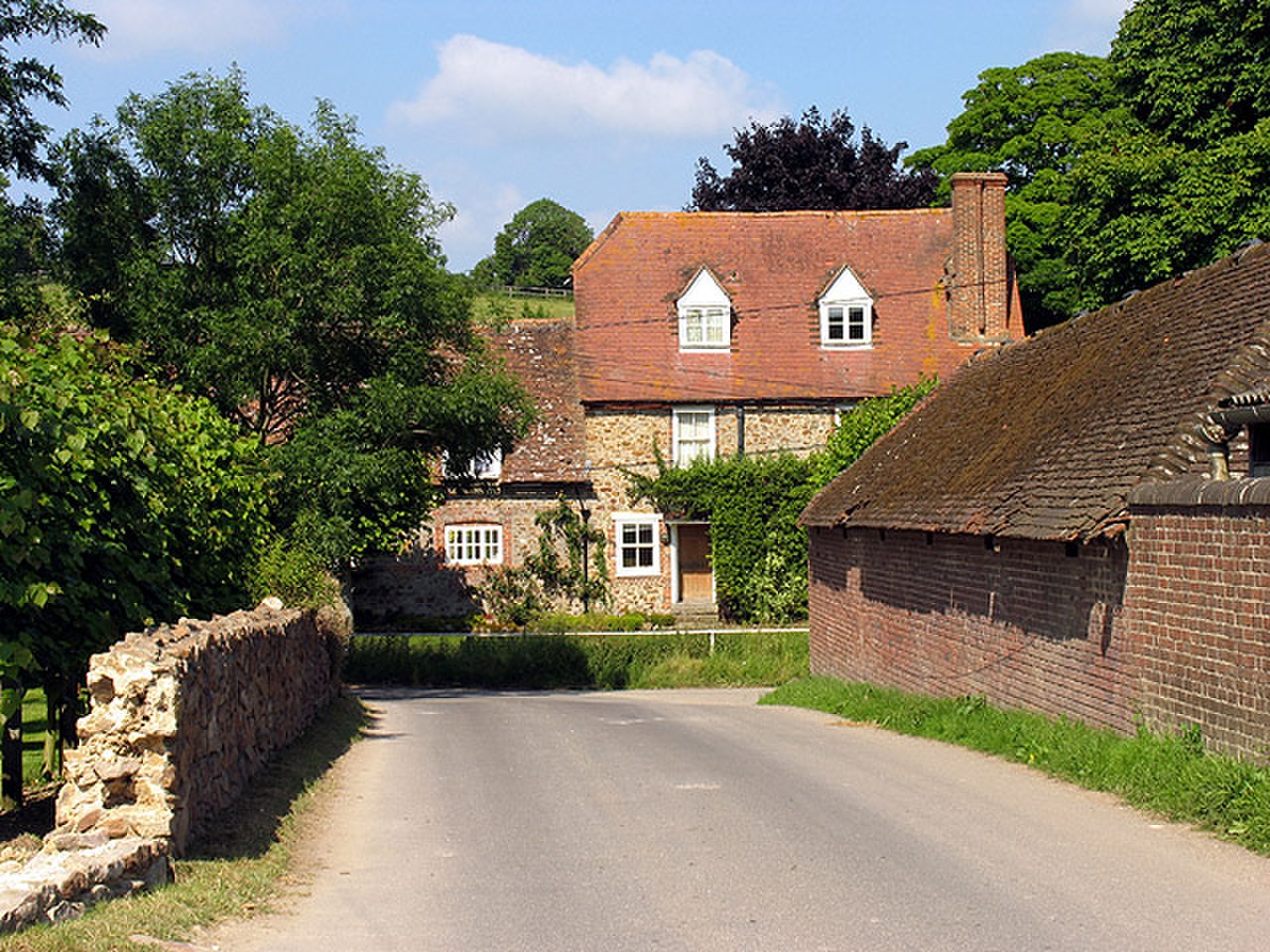 Street, Upper Lambourn - geograph.org.uk - 25927.jpg