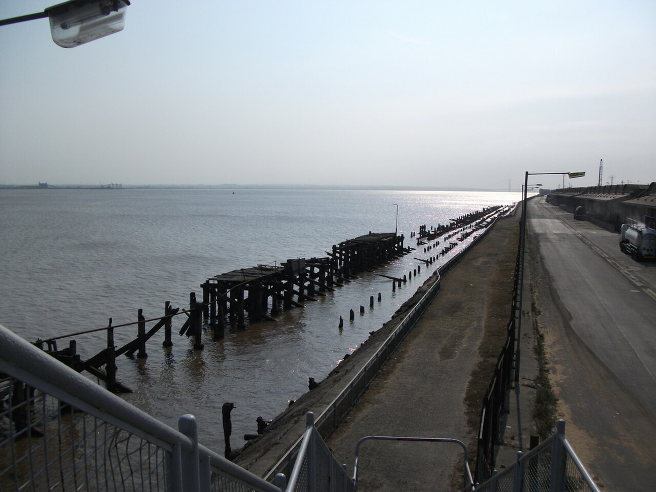 Albert and William Wright Docks, Kingston upon Hull 9.jpg