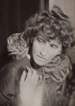 Hunt (c. 1900)