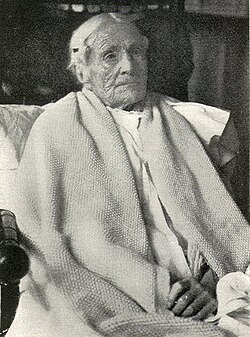 Supercentenarian Ann Alexendar Pouder Ann Poudar (Ann Alexander Pouder) (Q1808329) (8 April 1807 – 10 July 1917), photographed on her 110th birthday.