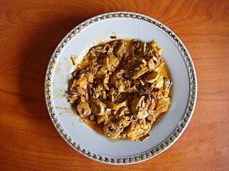 Kilawin na pusô ng saging, a Filipino dish of banana flowers