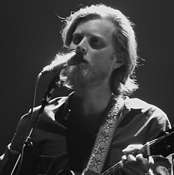 Schultz performing in 2016