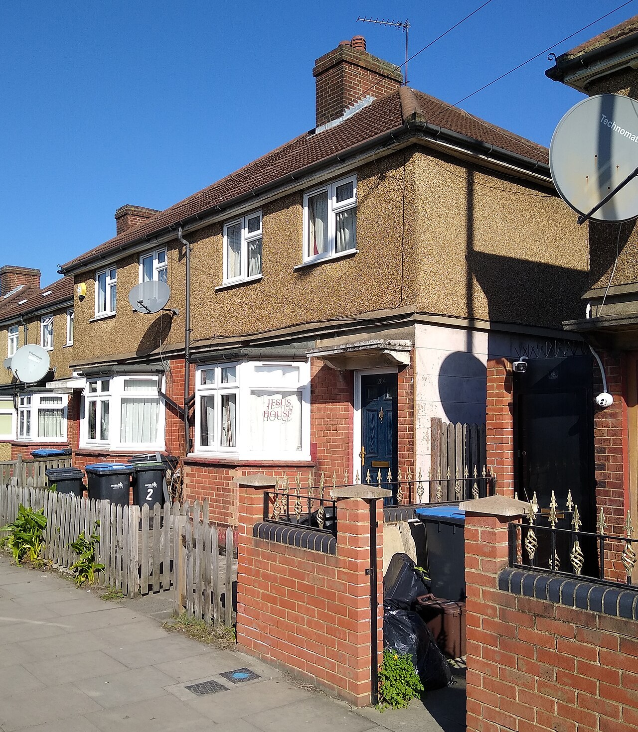 284 Green Street, Enfield.jpg