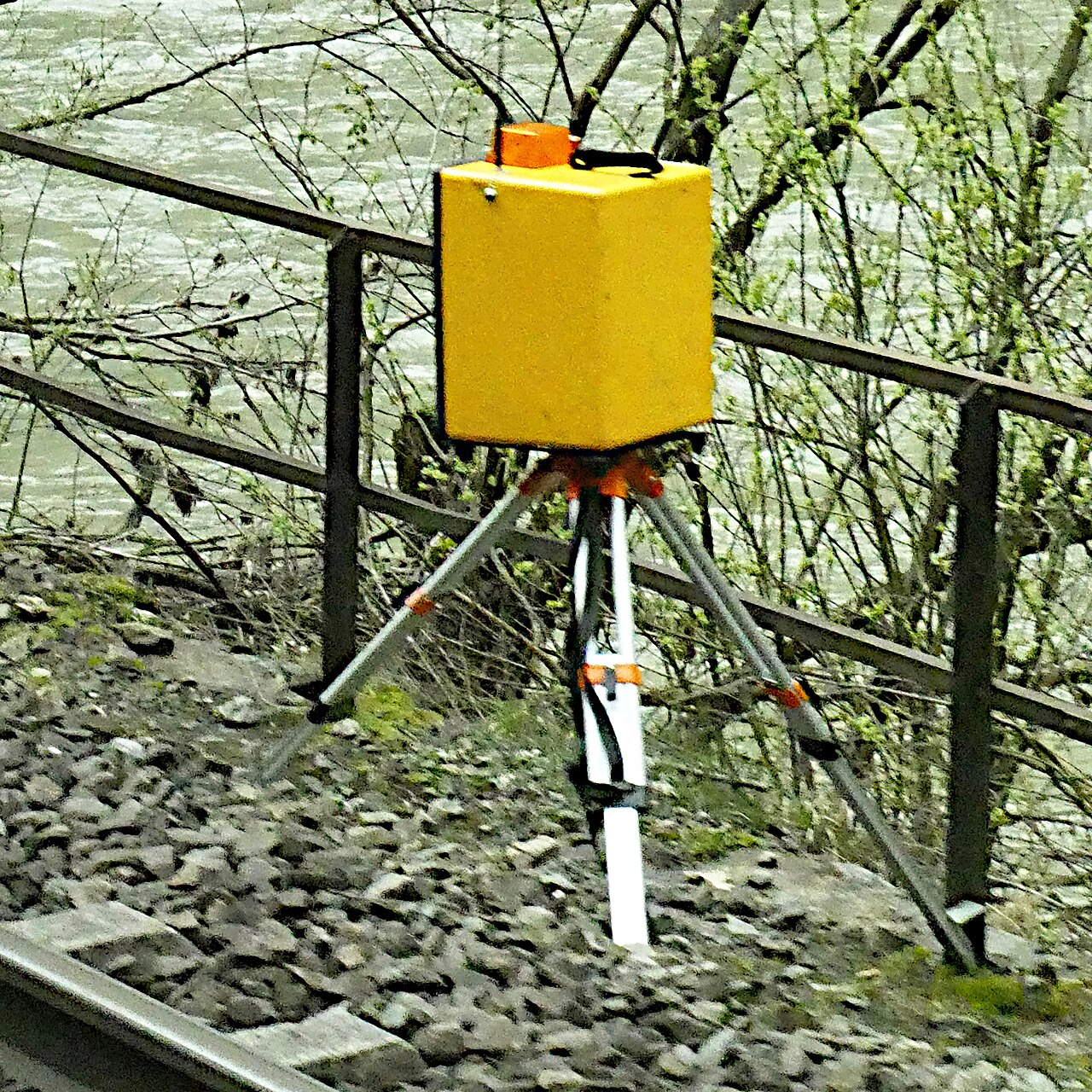 Rottenwarnanlage Salzburg-Tiroler-Bahn, 1.jpeg