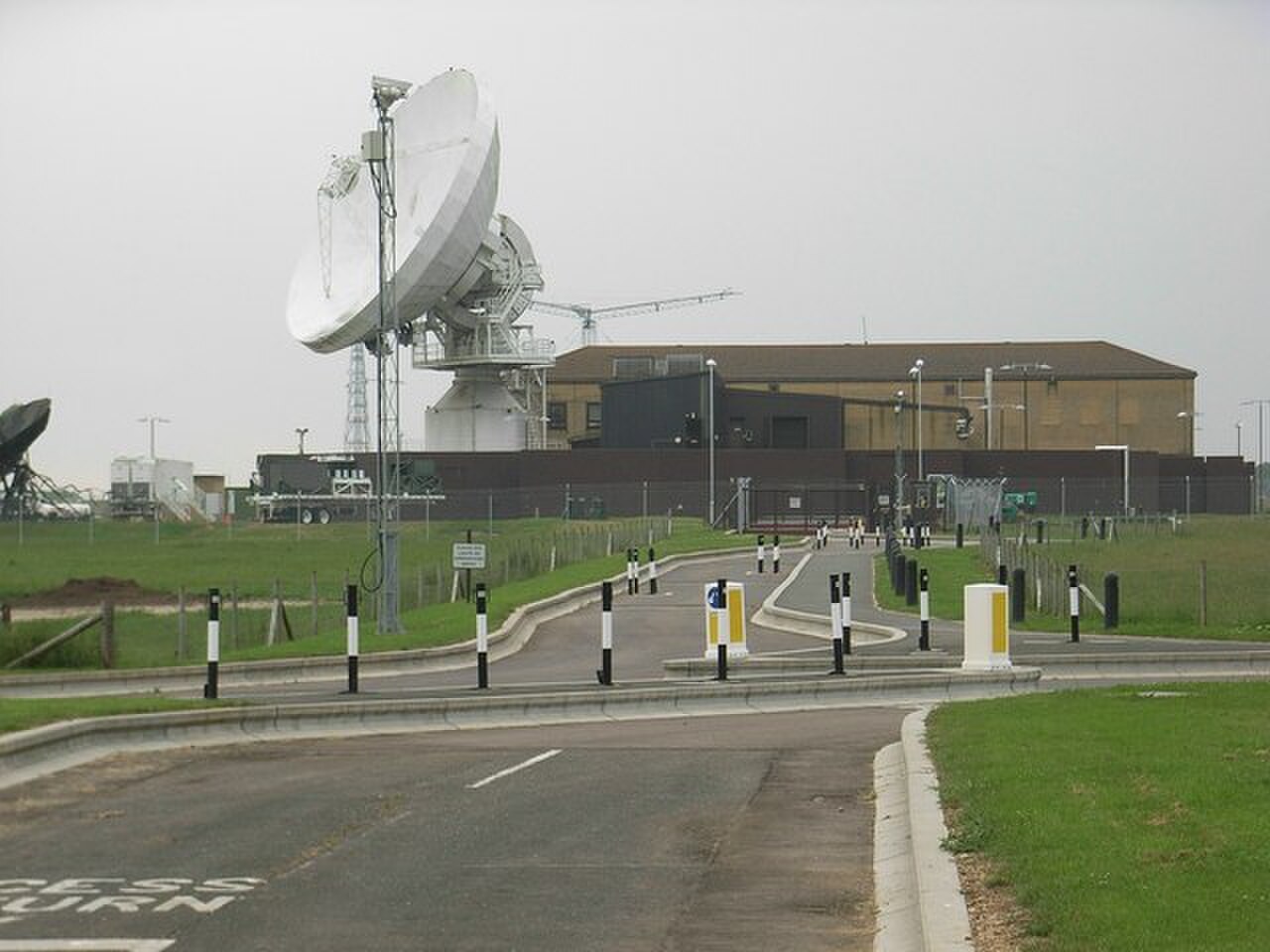 RAF Croughton - geograph.org.uk - 464357.jpg