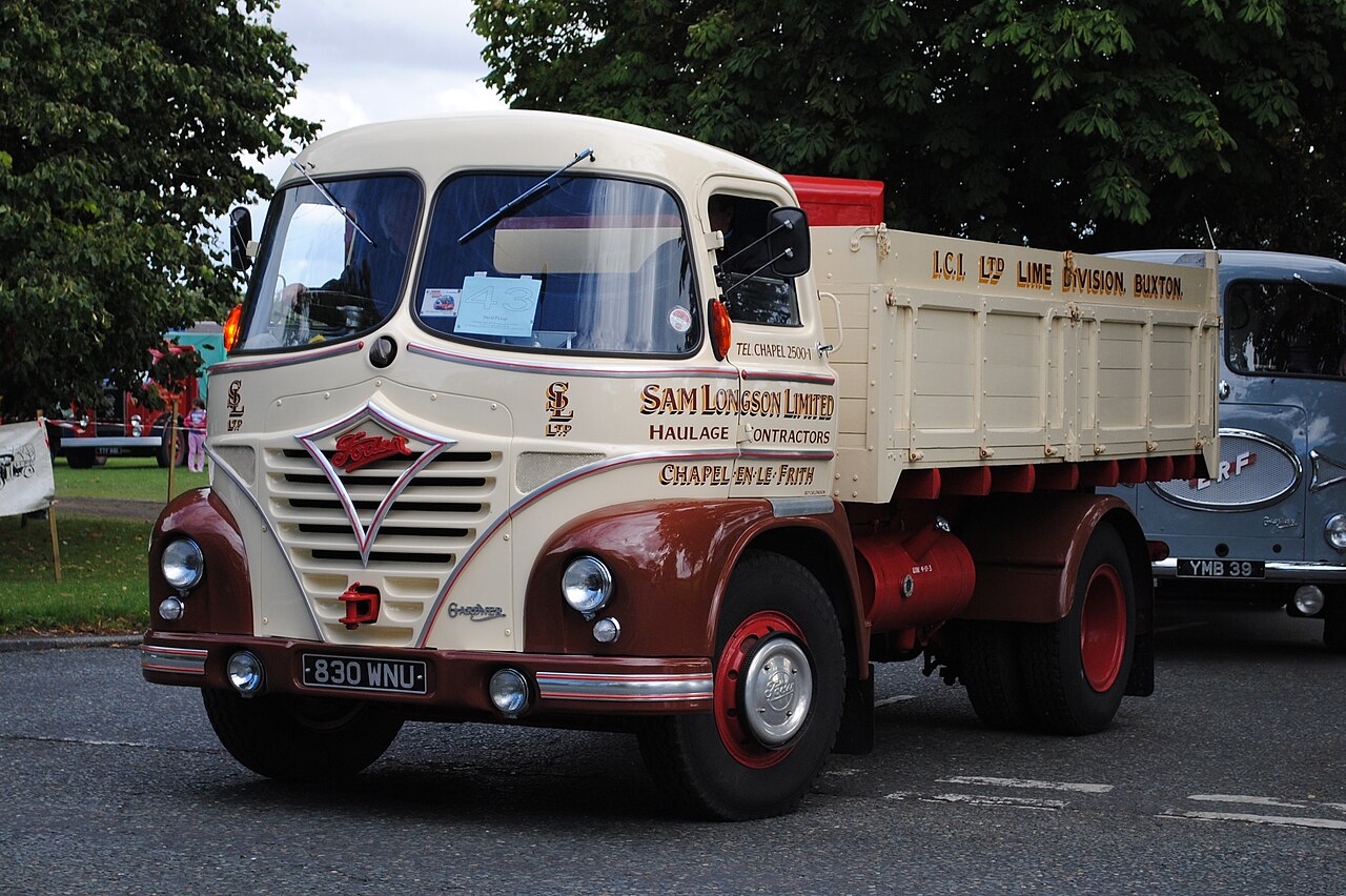 SAM LONGSON Chapel-en-le-Frith - Flickr - secret coach park.jpg