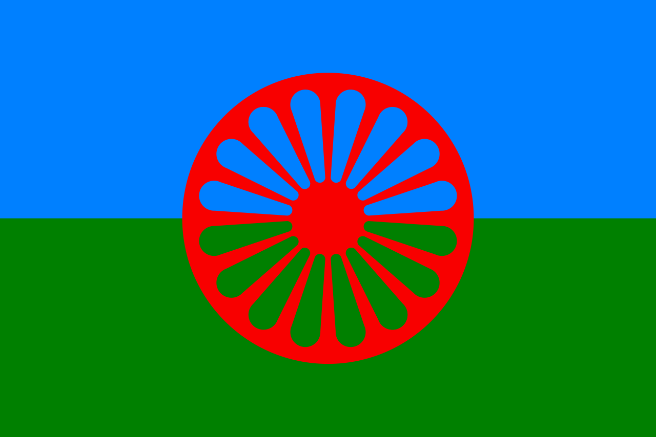 Flag of the Romani people.svg