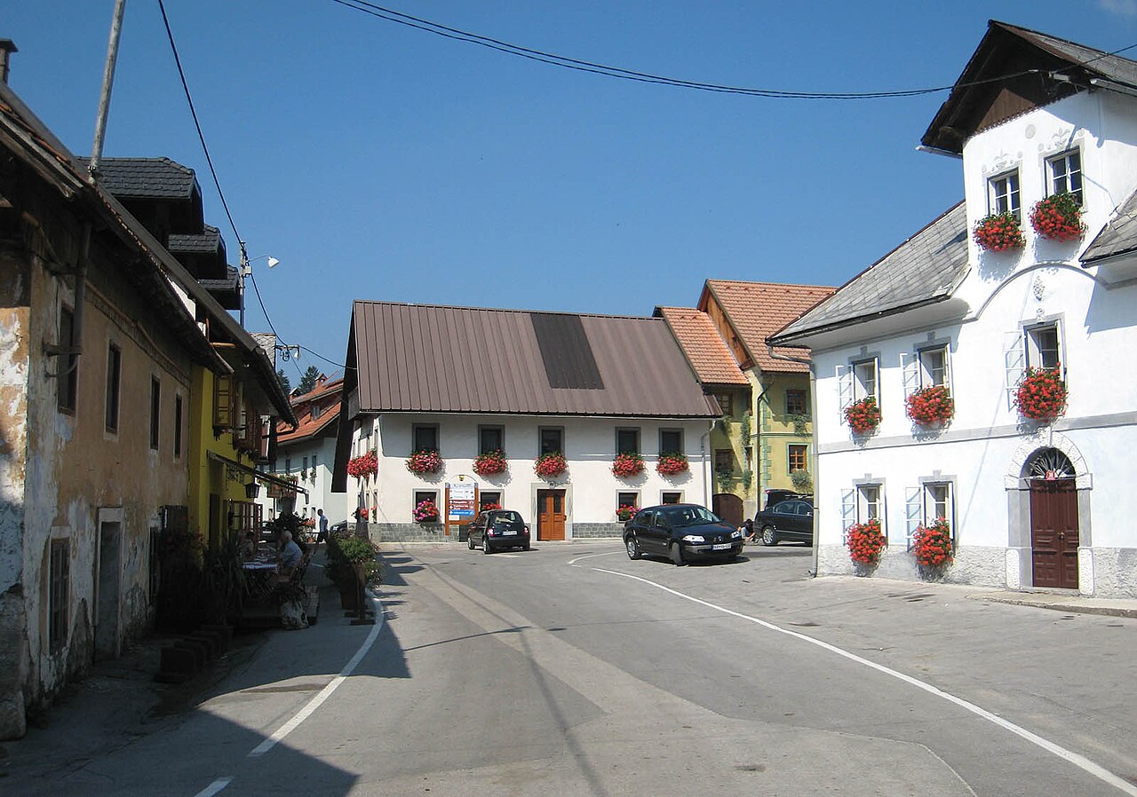 RatečeCentre.jpg