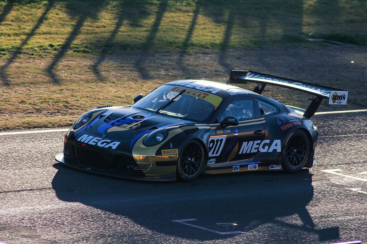 Mega Fuel, Australian Endurance Championship.jpg