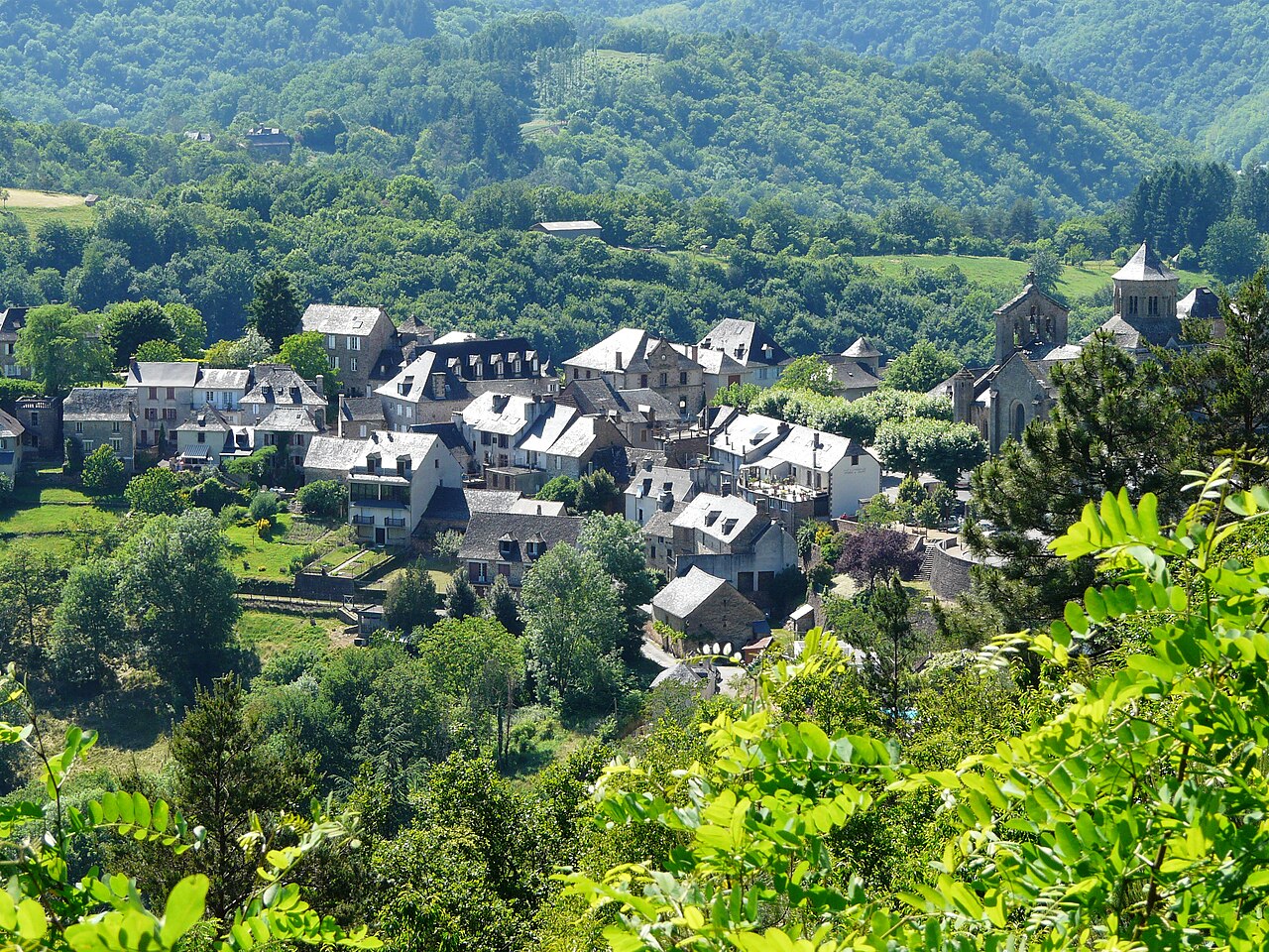 Aubazines vue générale.JPG
