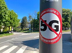 An anti-5G sticker in Luxembourg.