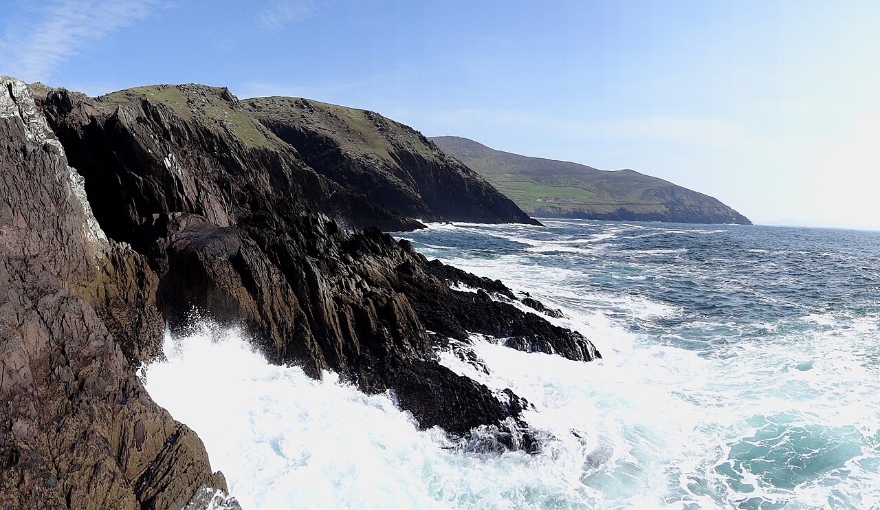 Dunmore-Head-End-of-Ireland-2012.JPG