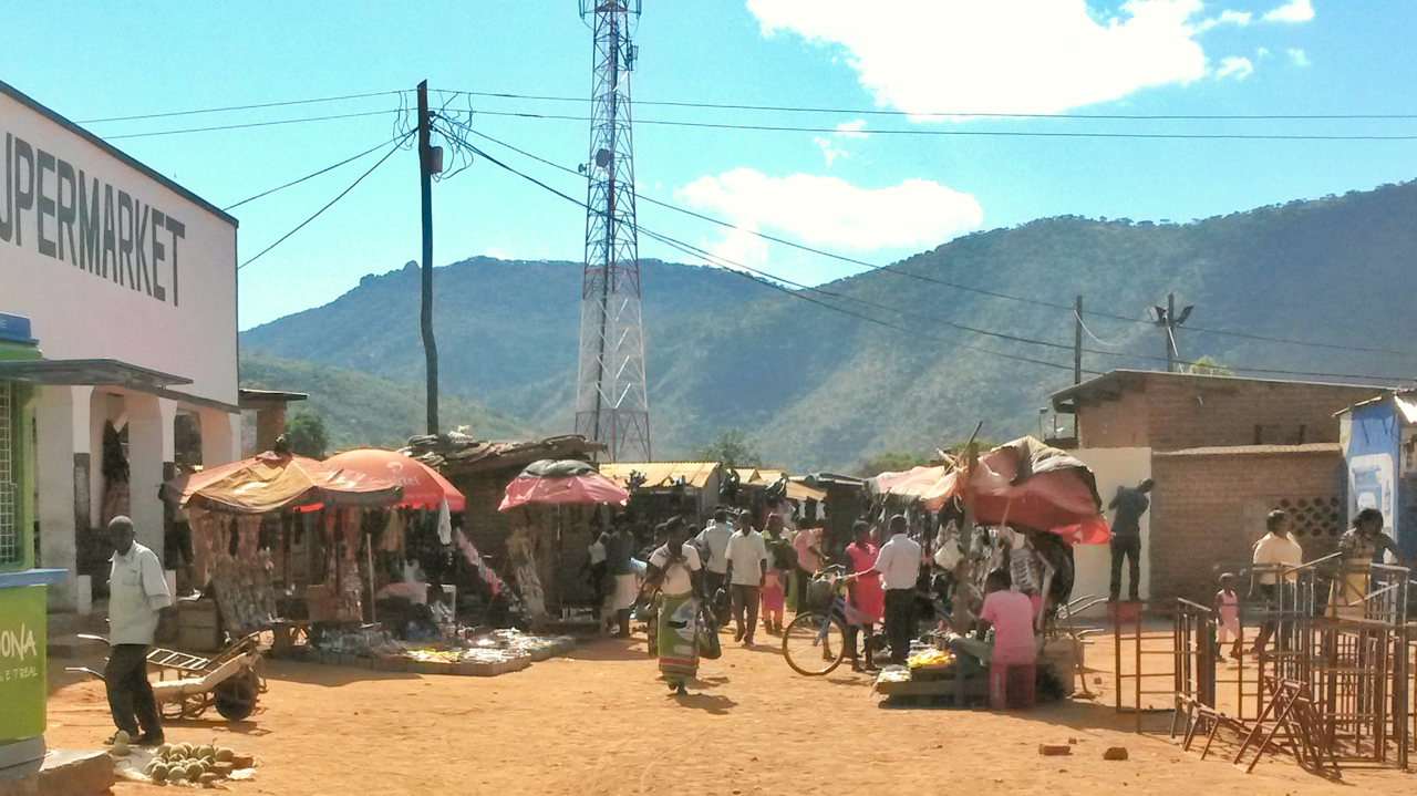 MalawiRumphiMarket.png
