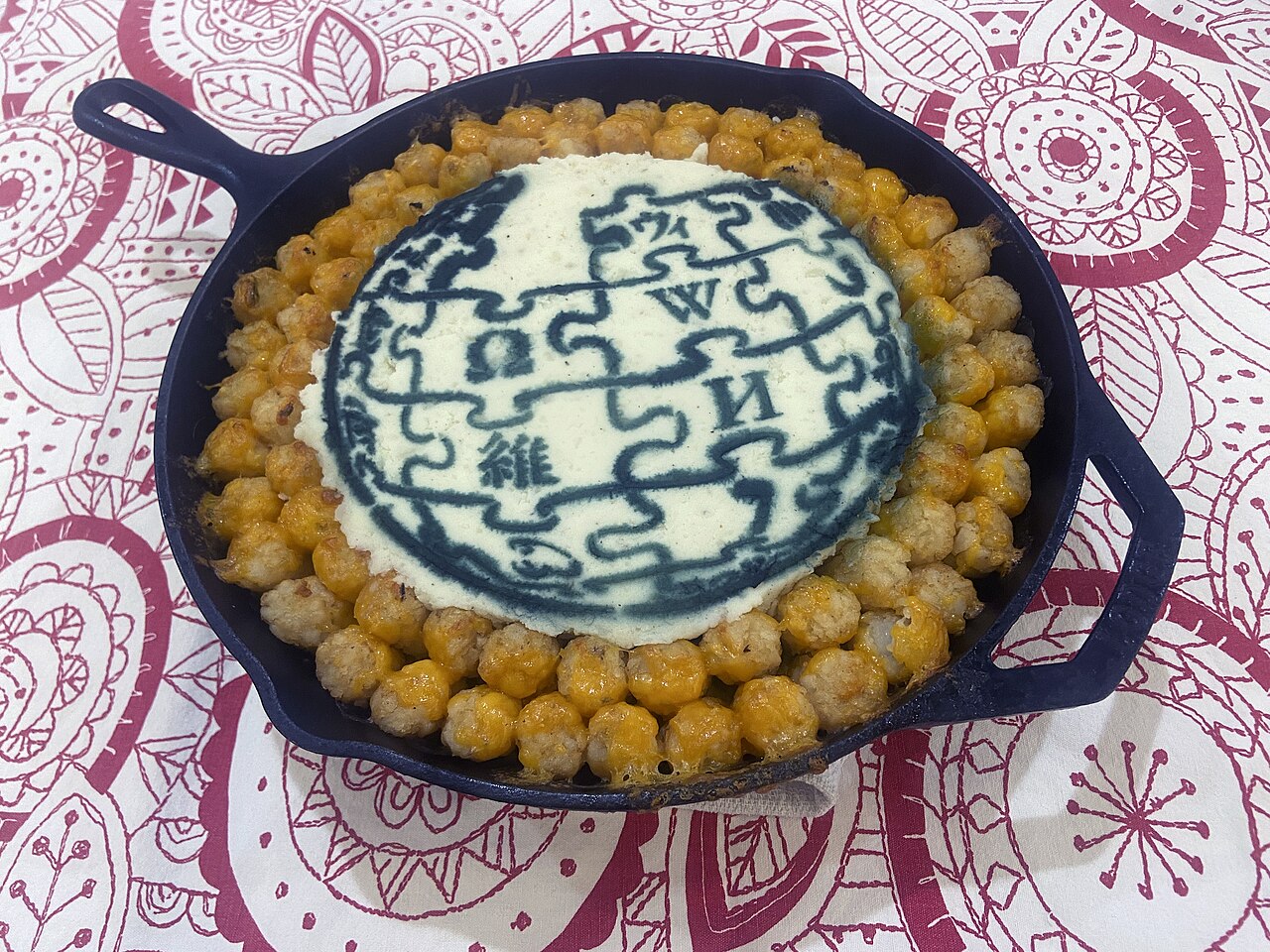 Tater Tot Hotdish, 2025 Wikipedia Day, Minnesota-03.jpg