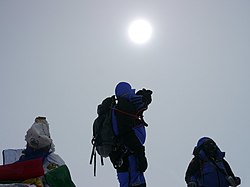 Vescovo with Kami Rita Sherpa (on right)
