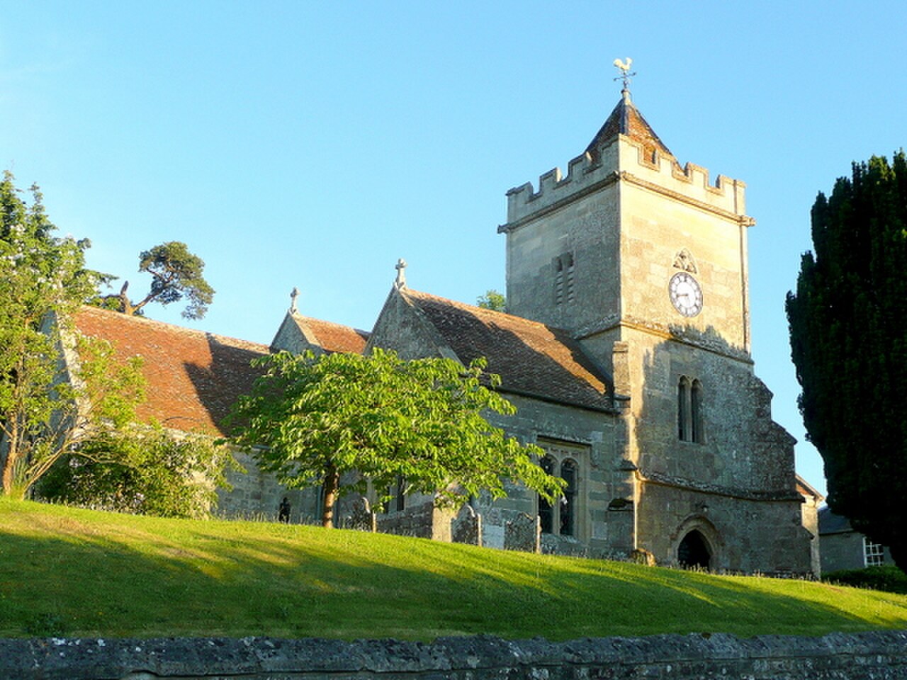 Holy Trinity church, Bowerchalke - geograph.org.uk - 1359270.jpg